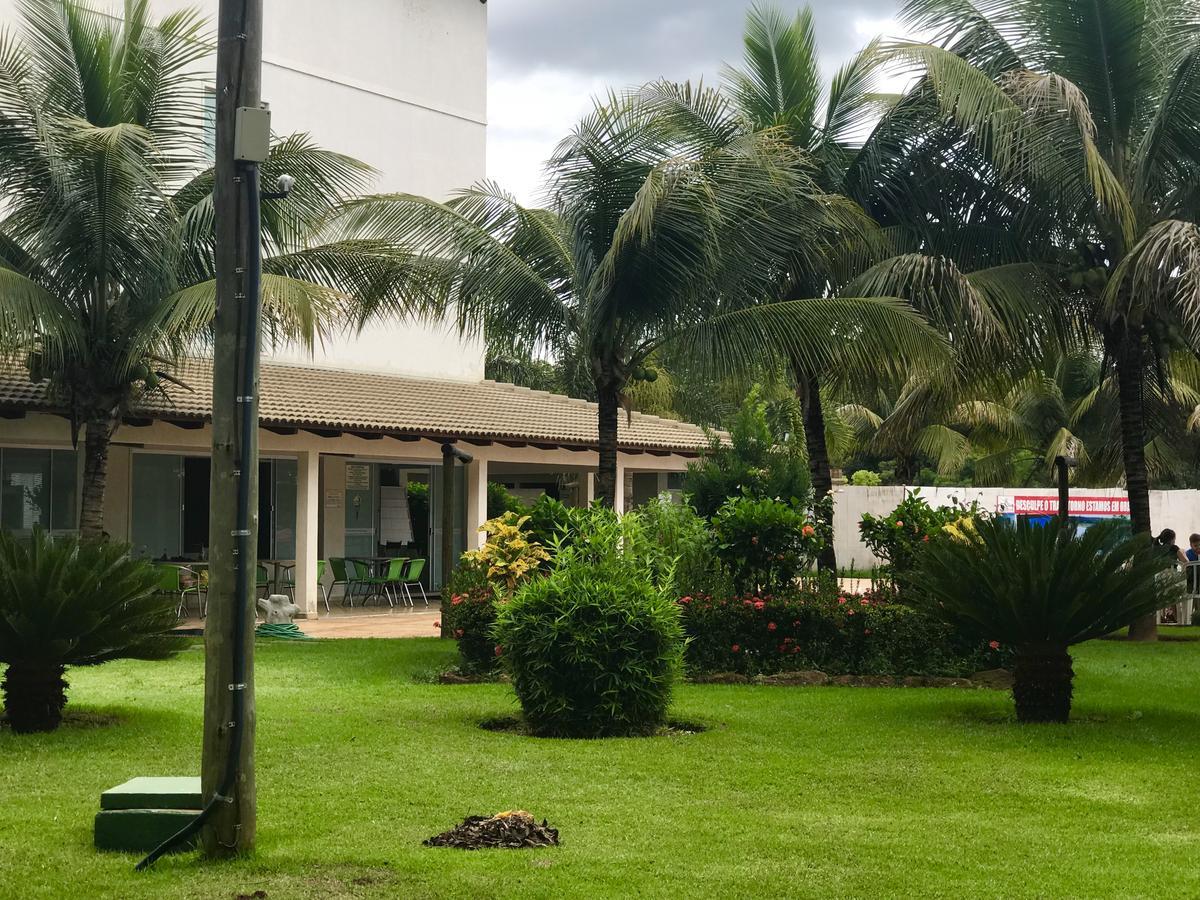 Pontal Do Lago Flat Caldas Novas Exterior foto